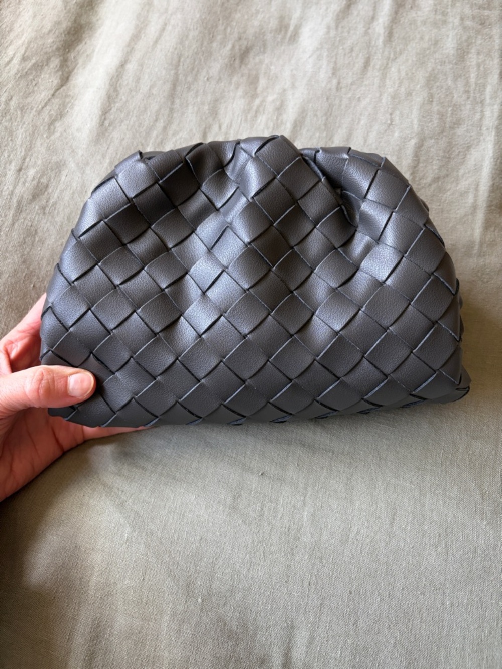 Woven Leather Crossbody Bag in Gray - Unbranded - Picture 3 of 3